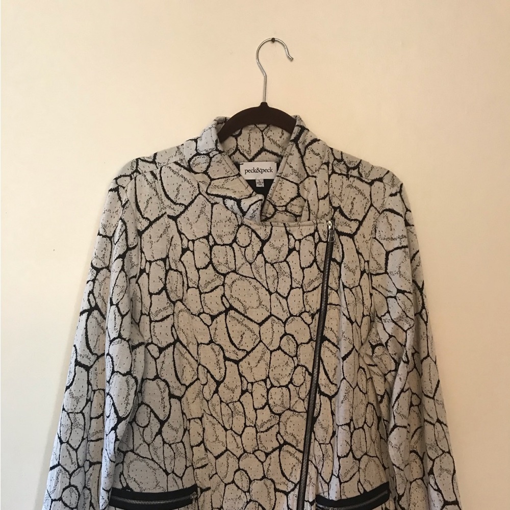 Ladies zip up jacket